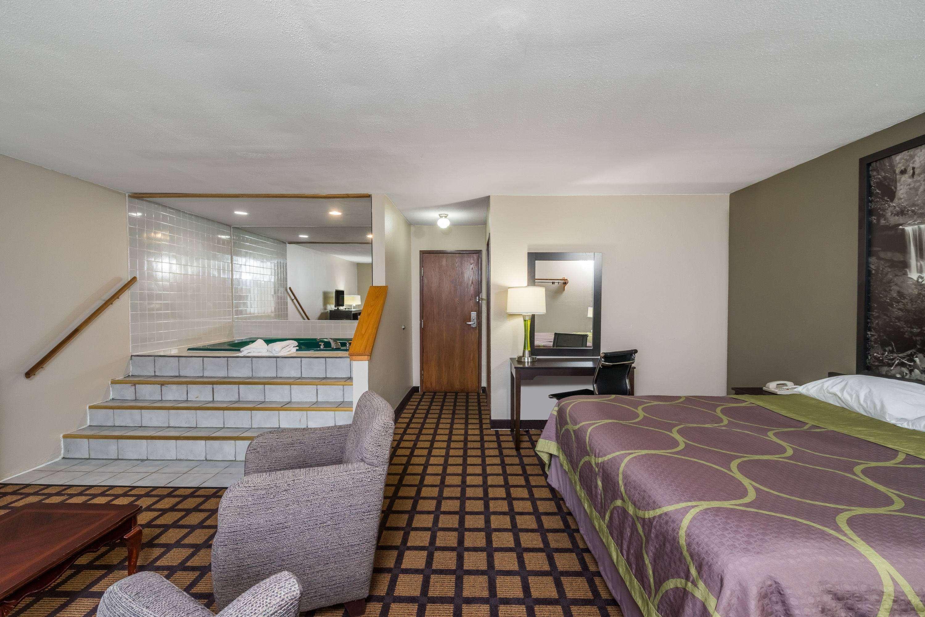 Super 8 By Wyndham Munfordville Ky Exteriör bild